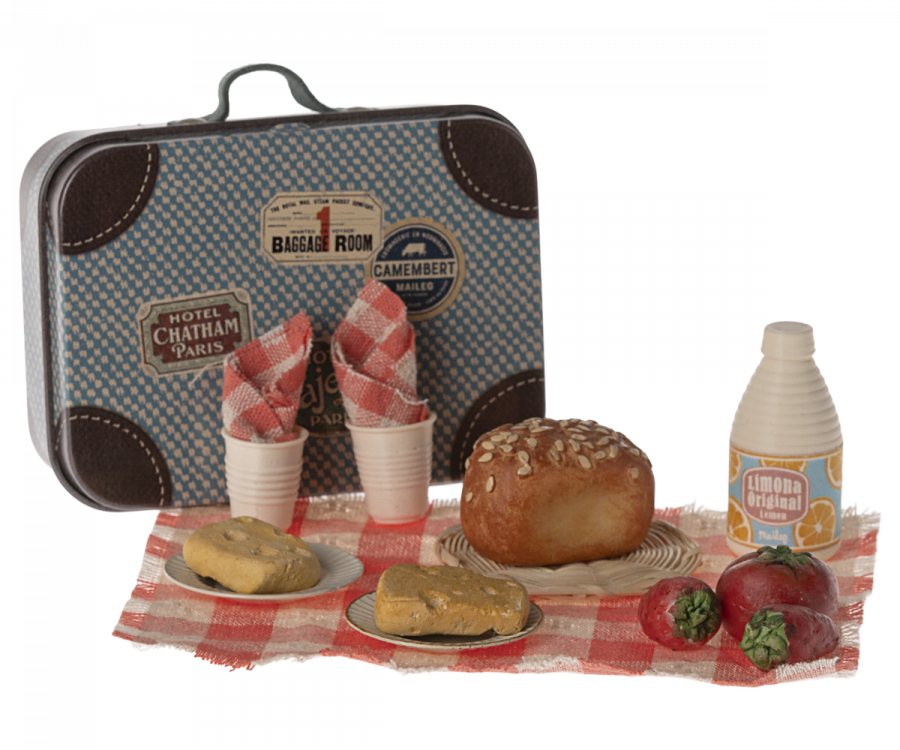 Maileg Picnic Set in Suitcase for Mouse dolls