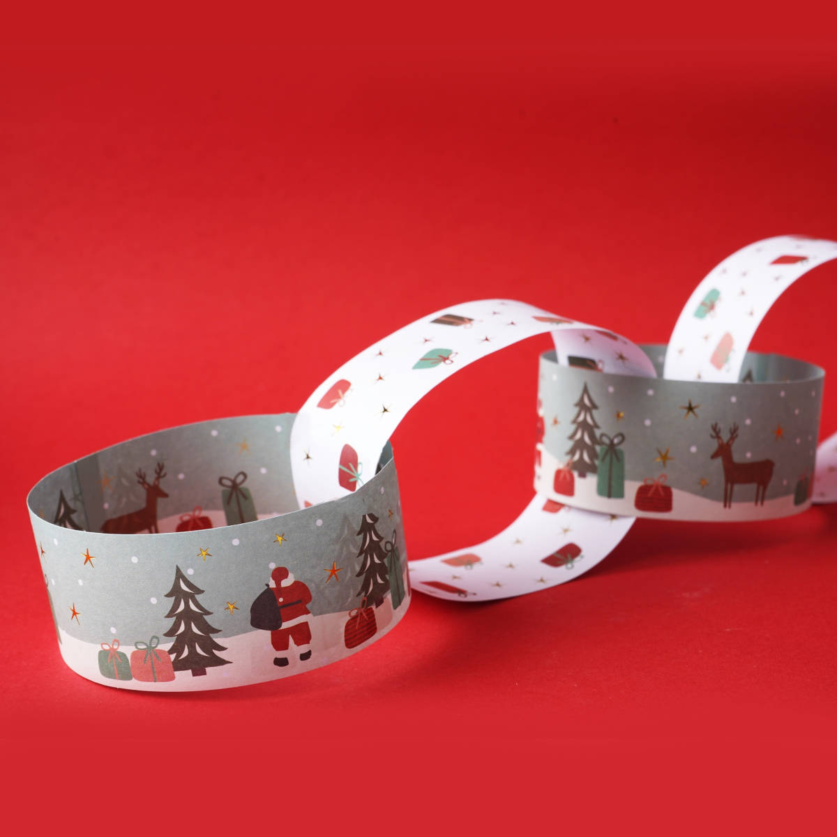 Holiday Themed 100 Paper Chains