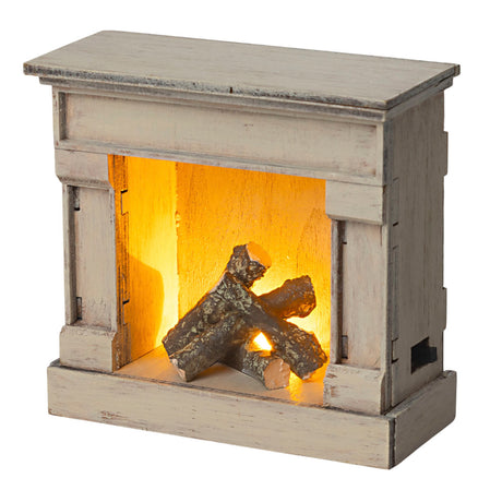 Maileg Doll House Fireplace, Mouse size (Battery NOT included.)