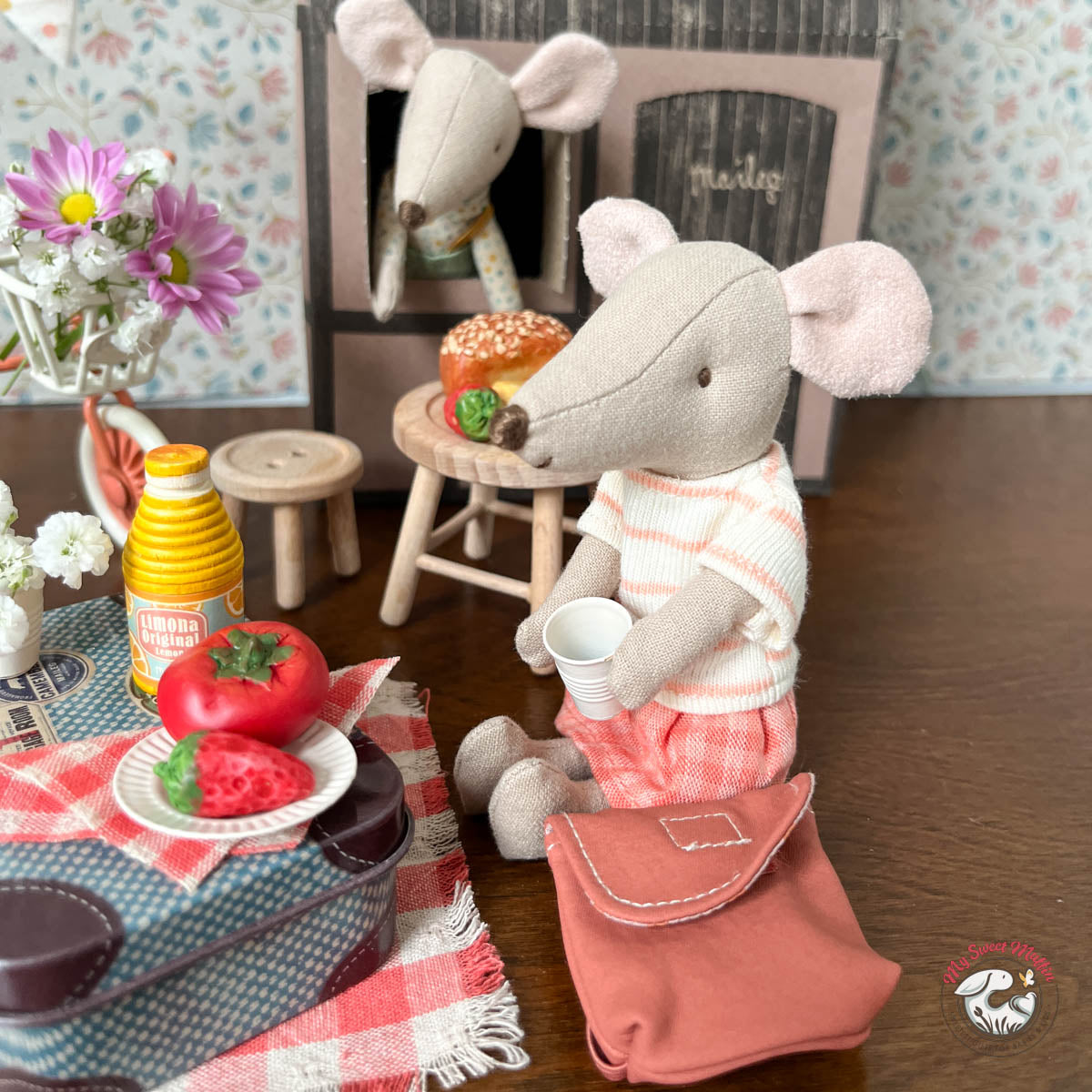 Maileg Picnic Set in Suitcase for Mouse dolls