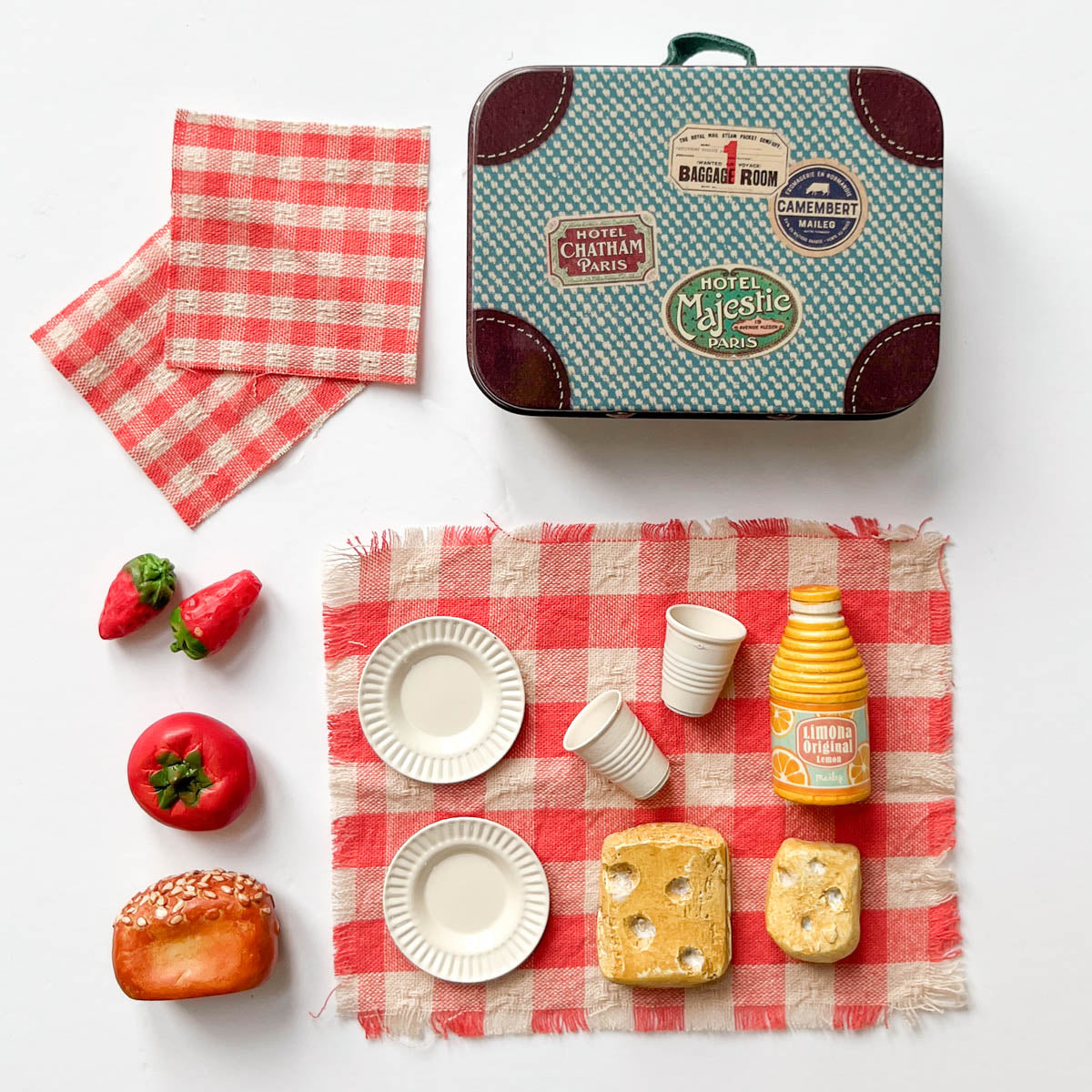 Maileg Picnic Set in Suitcase for Mouse dolls