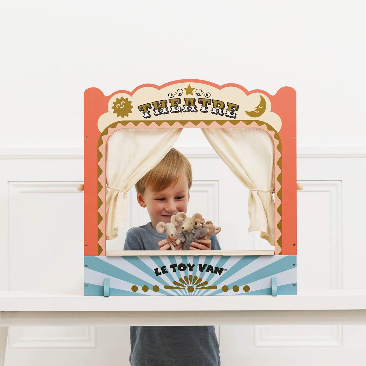 Le Toy Van Tabletop Wooden Puppet Theater