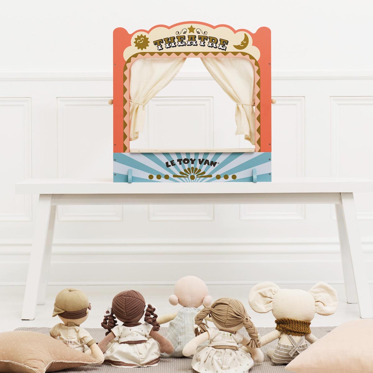 Le Toy Van Tabletop Wooden Puppet Theater