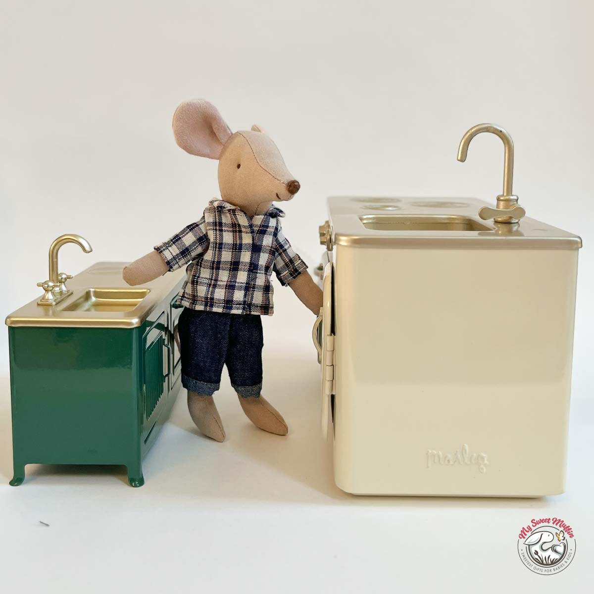 Maileg  Mouse size Dollhouse Kitchen, Dark Green