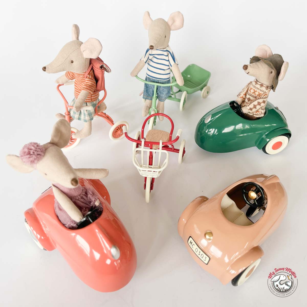 Maileg Big Sister Tricycle Mouse, Old Rose