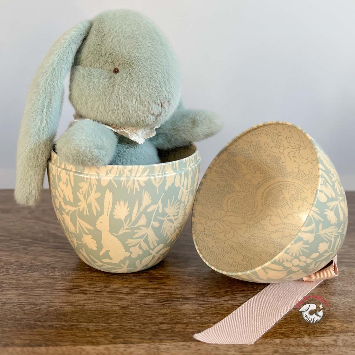 Maileg Metal Easter Egg with Bunny, Mint