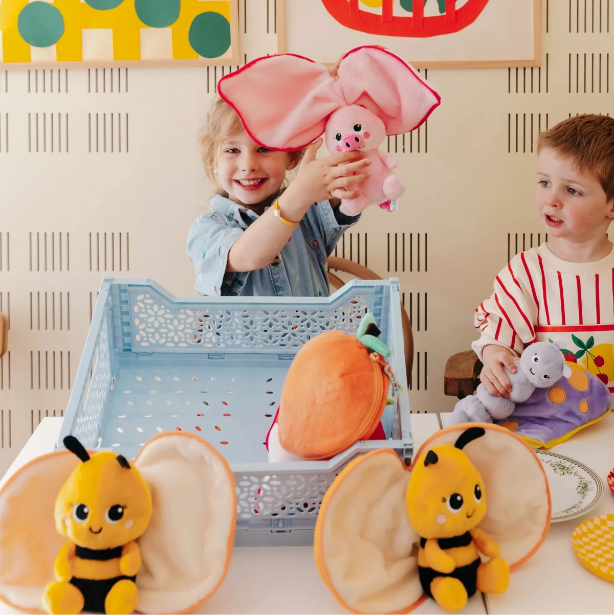 Flipetz Buzzet the Bee/Tangerine Plush Doll