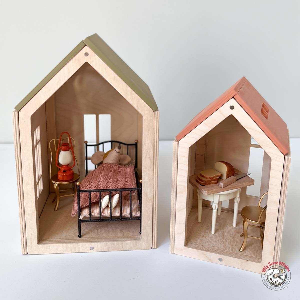 Babai Magnetic Wooden Doll House, Medium