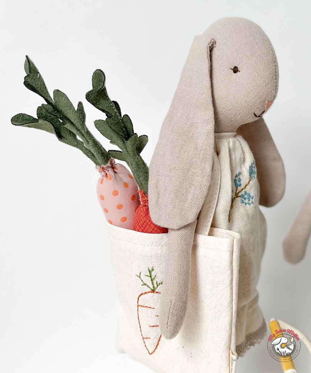 Maileg Carrots in Shopping Bag – Jolley's Gift and Floral