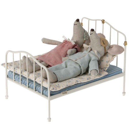 Maileg Bed for Mom & Dad mouse, Off White