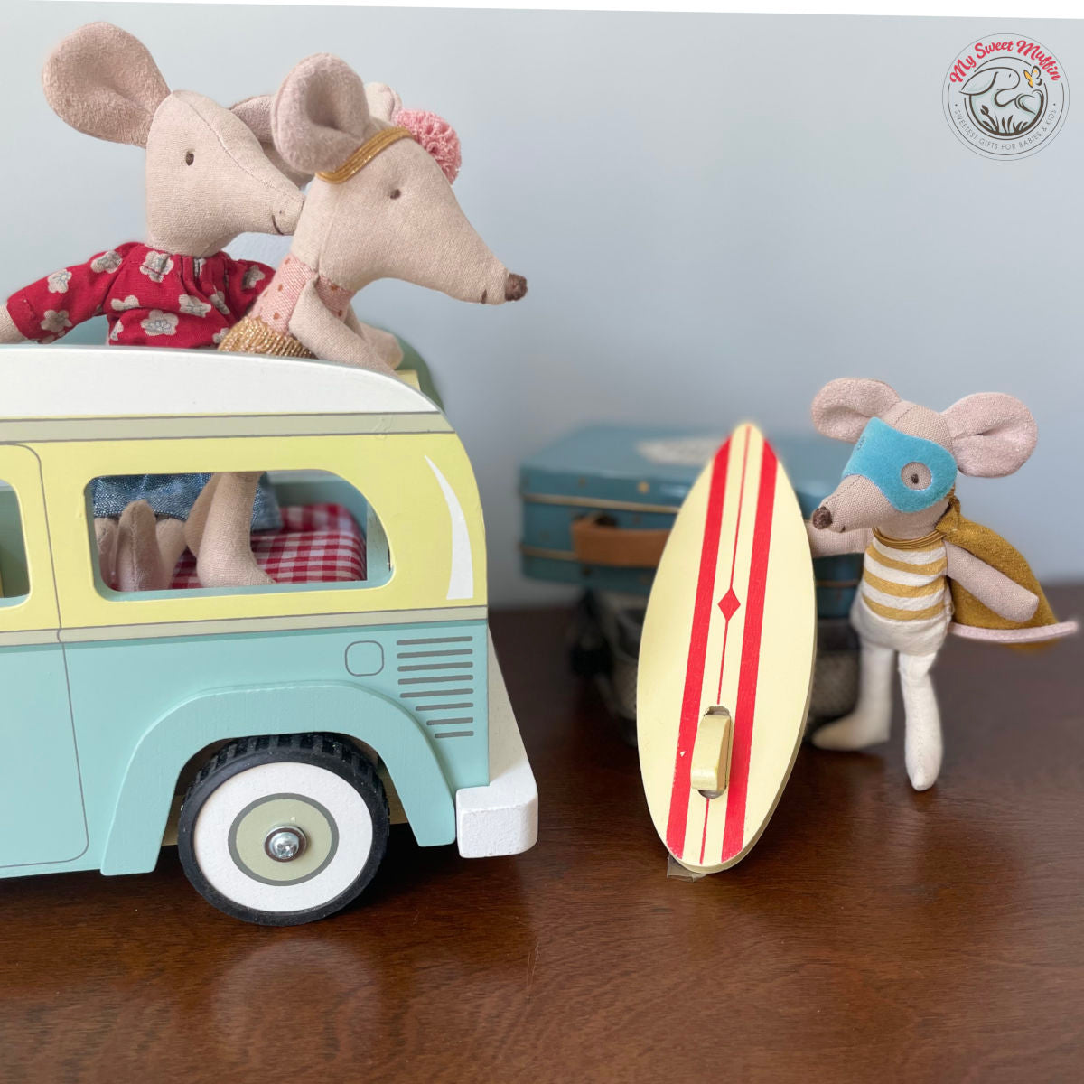 Le Toy Van Dolly Camper Van