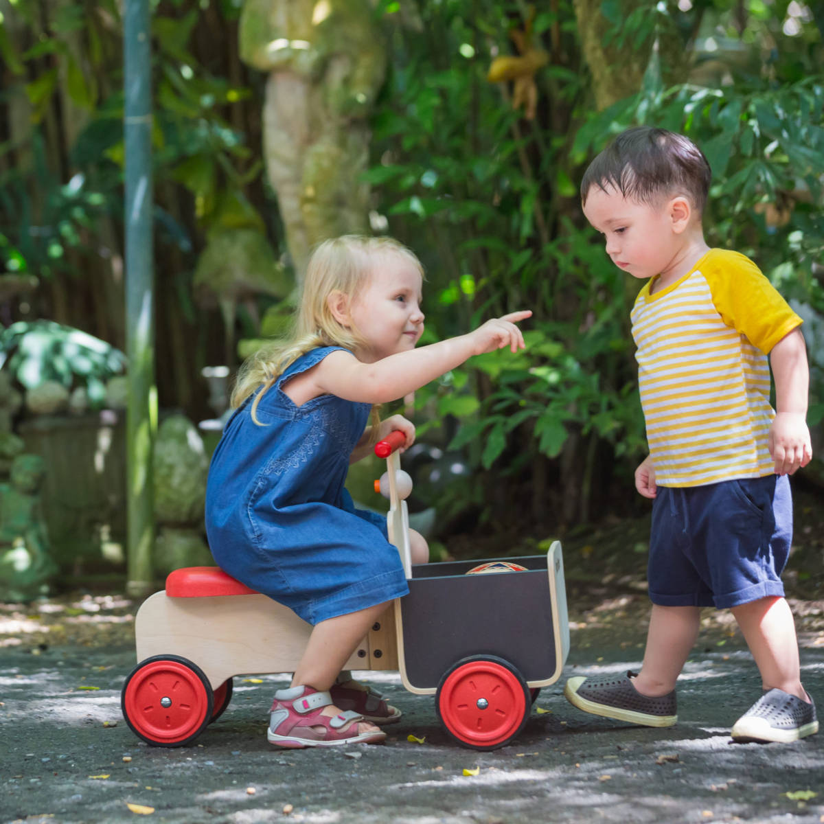 Plan Toys Delivery Bike