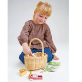 Tender Leaf Toys Wicker Shopping Basket