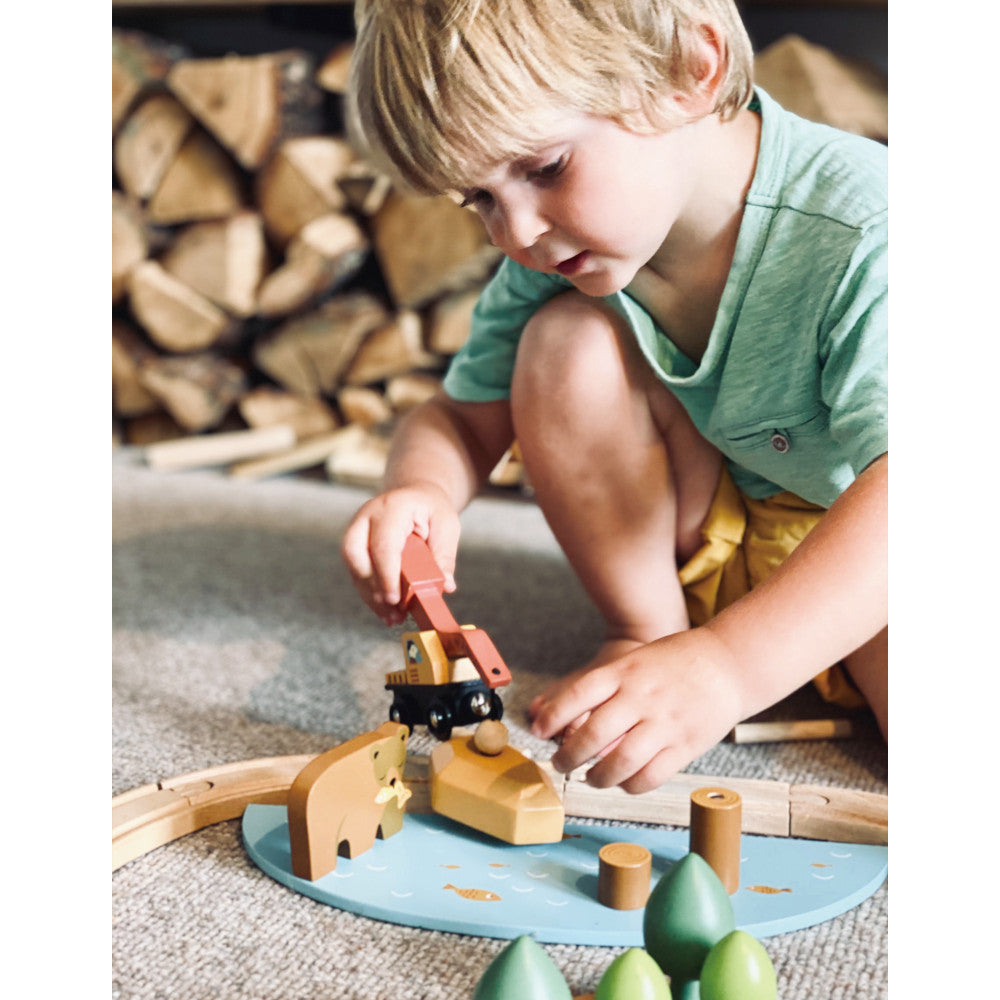 Tender Leaf Toys Wild Pines Train Set